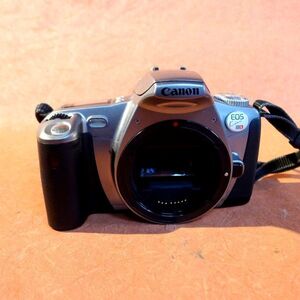 h361 CANON EOS kissⅢ L 一眼レフ オートフォーカス サイズ:幅約14cm 高さ約8.5cm 奥行約6.5cm/60