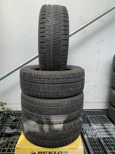 送料込み！215/60R16 ピレリ ICE ASIMMETRICO PLUS 19年 6.5mm 中古スタッドレスタイヤ４本セット