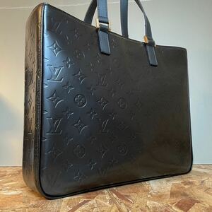 美品　正規品　一円　LOUIS VUITTON ヴェルニバッグ コロンバス ハンドバッグ　マットブラック パテントレザー　シリアル有り トート