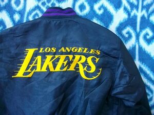 ロサンゼルス レイカーズ 黒ジャンパー 極美品 M Los Angeles Lakers レーカーズ NBA