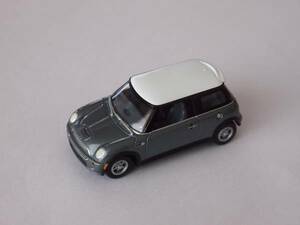 JOHNNY LIGHTNING ジョニーライトニング CLASSIC GOLD COLLECTION　2002 MINI COOPER S