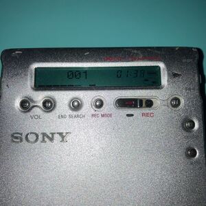 SONY MDウォークマン MZ-Ｒ900 S本体のみ付属品なし中古ジャンク品