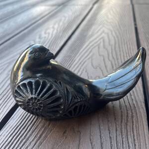 メキシコ　フォークアート　オアハカ　ブラック　ポータリー　黒い陶器　鳥