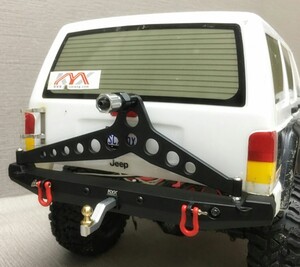 最後KYX超汎用フル装備チェロキー適AXIAL SCX10 Ⅱ Ⅲリアバンパー リヤTRX4スチール シャックルLED牽引フック タイヤホルダー※取外し可能