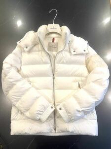 美品 モンクレール MONCLER ダウンジャケット