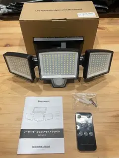 新品未使用 ソーラーライト 屋外 防水 センサー LED リモコン 超高輝度