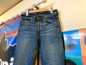 DENIM 旧 ドゥニーム 90s デニム ジーンズ フレア パンツ ジーンズ UNIVERSAL ジッパー 色落ち 質感 ヒゲ アタリ ベルボトム W30-31 L33