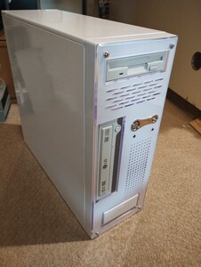 WindowsXP professional sp3搭載PC pentium4 HDD40gb メモリ1gb グラボ geforce FX5700LE サウンドカード搭載 デスクトップ　.