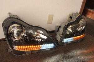 18クラウンマジェスタ　１８マジェ　加工　ヘッドライト　インナーブラック　LED加工　ＬＥＤウインカー　コーティング　磨き
