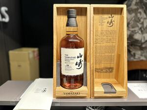 未開栓★サントリー 山崎18年2017ミズナラシングルモルト 冊子付 ★福岡県内限定発送★SUNTORY 