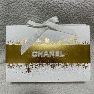 新品 未使用 2024 限定 パッケージ クリスマス ホリデー CHANEL シャネル 雪の結晶 コスメ コフレ ギフト プレゼント ラッピング BOX 紙袋