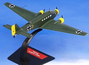 ■即決 ixo 1/144【ユンカース Ju52/3m ドイツ空軍 武装軍用輸送機 クレタ 1942