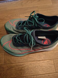 ヤマト運輸　送料込み　中古　NIKE ナイキ　ズームフライ3 グリーン　Zoomx 26cm ランニング　マラソンシューズ　カーボン