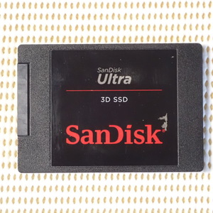 SanDisk 500GB SSD Ultra 3D (SATA / 2.5インチ) 動作確認済み