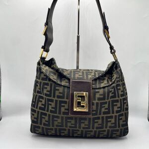 ◎極美品◎ FENDI フェンディ ハンドバッグ マンマバケット ワンショルダー ズッカ柄 FF金具 ゴールド ロゴ フラップ シリアルナンバー