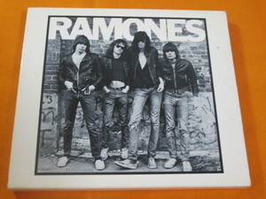 ♪♪♪ ラモーンズ 『 RAMONES 』 輸入盤 ♪♪♪