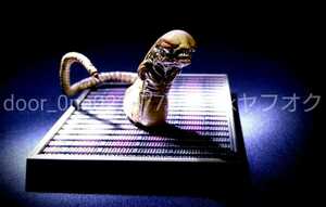 ALIEN CHEST BURSTER FIGURE エイリアン ジオラマフィギュア