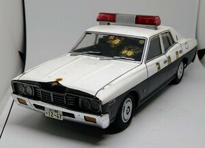 アオシマ1/24 西部警察　ニッサン330 セドリックパトカー　組み立て済み　　　　　ジャンク品