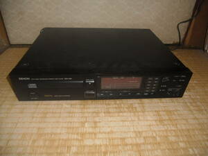 ☆ジャンク品、DENONのＣDデッキ　DCD-1300