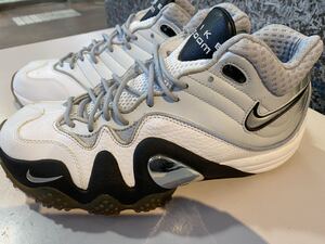 2012 NIKE ZOOM UPTEMPO V PREMIUM 白×黒 US8.5 新品 366570-109