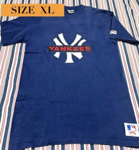 90’s ヴィンテージ New York Yankees /ニューヨーク ヤンキーズ　NUTMEG MILLS/ナツメグミルズ 刺繍入り tシャツ サイズ XL