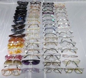 86■まとめて 大量 60点 眼鏡 メガネ 老眼鏡 サングラス メガネケース ジャンク まとめ売り