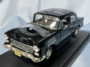 アーテル製　　アメリカン　グラフティ　　1955年　　シェビー　　　　黒　　1/18