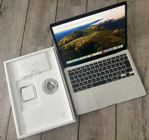 ★☆Apple MacBook Air M1 8GB/256GB 2020 シルバー　☆★