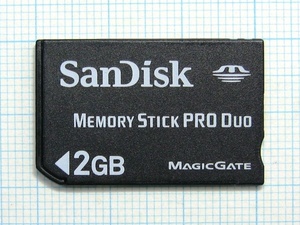 ★SanDisk メモリースティック PRODuo ２GB 中古★送料８５円・１８５円