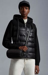 2022　モンクレール ダウン ×　ニット　パーカー　ブラック　国内正規品　レディース　MONCLER　カーディガン　　#A1