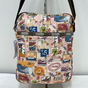 □44-1853　LeSportsac レスポートサック　ショルダーバッグ　斜め掛けバッグ　ハワイ　限定　切手柄　花柄　ハイビスカス　レディース