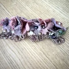 淡いパープルのハンドメイド　バレッタ