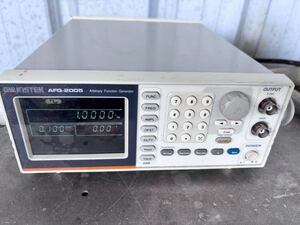 GWINSTEK / 信号発生器 / FUNCTION GENERATOR / ファンクション ジェネレータ / 任意波形発生器 / AFG-2005 中古品 本体のみ