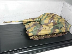 1/35 ドラゴンアーマー ドイツ軍 キングタイガー ヘンシェル砲塔 第506重戦車大隊 アルデンヌ1944サイバーホビーItem no 61008