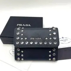 【美品✨】PRADA プラダ　二つ折り財布　スタッズ　ビジュー　ウォレット