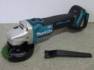 未使用 makita 100mm 充電式ディスクグラインダ GA404DN 2024年製 18V 本体のみ マキタ