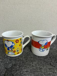 スヌーピーのマグカップ 2個セットです。