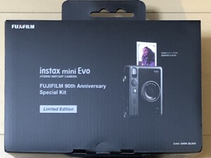 【新品未開封品】instax mini Evo FUJIFILM 90th Anniversary Special Kit ダークシルバー　 チェキ　 インスタント