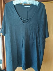 ZARA ブラックTシャツ