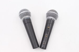 【行董】マイク 2本まとめ SHURE シュアー SM58 ダイナミックボーカルマイクロホン スイッチ付き 現状品 レコーディング ライブ AS912ABY13