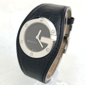 ◇【ほぼ新品】グッチ GUCCI QZ 104 Gバンデュー ラウンド 6Pダイヤ レザーバンド 黒文字盤 レディース腕時計