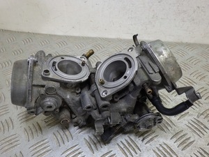 VTZ250　MC15-1030***　キャブレター　ベース　部品取り