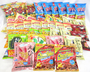 送料300円(税込)■ks582■◎お菓子(ポテトチップス・チョコフレーク 等) 多種 40点【シンオク】