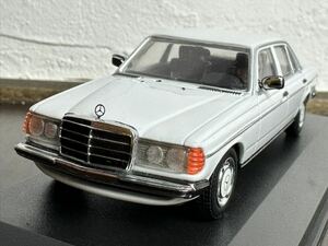 【訳あり】MINICHAMPS ミニチャンプス メルセデス ベンツ 230E W123