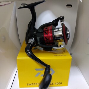 4000番DAIWA ダイワ リール スピニングリール 海外モデル 日本未発売 左右ハンドル 巻きやすい 新品 国内発送 カラーレッド