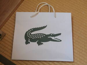 ●LACOSTE ラコステ 　紙袋●