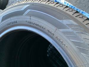 バリ山 ヨコハマ iG60 215/60R17 製造年数18年 残溝約6.7～7.3㎜　4本セット MADE IN JAPAN