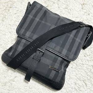 A4収納/美品 BURBERRY バーバリー メンズ ビジネス ショルダーバッグ サコッシュ メッセンジャー ノバチェック 斜め掛け レザー ブラック