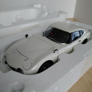 1/18トヨタ2000GT