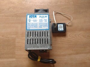 IOTA DLS-30 VOLTAGE CONTROLLER セット キャンピングカー 自動充電器 中古